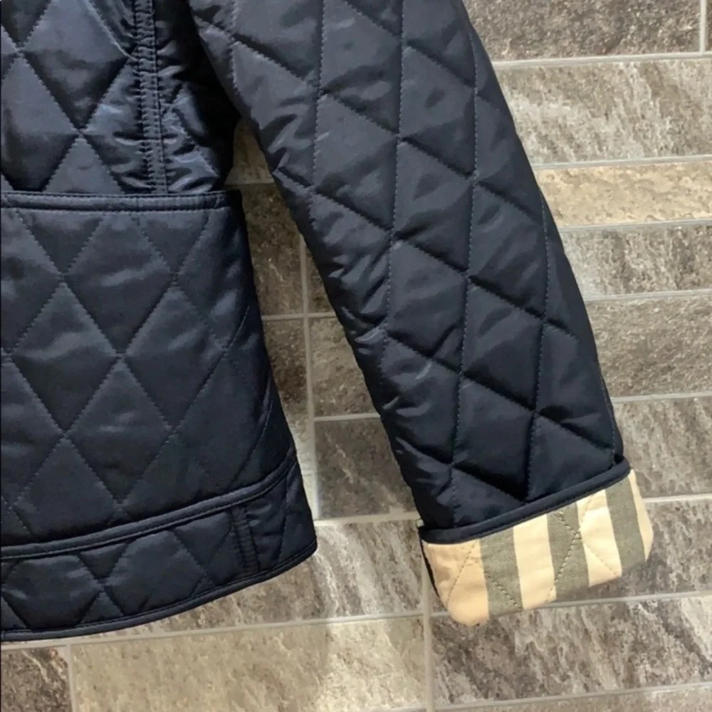 Burberry Quilted Jacket - Picture 3 of 7